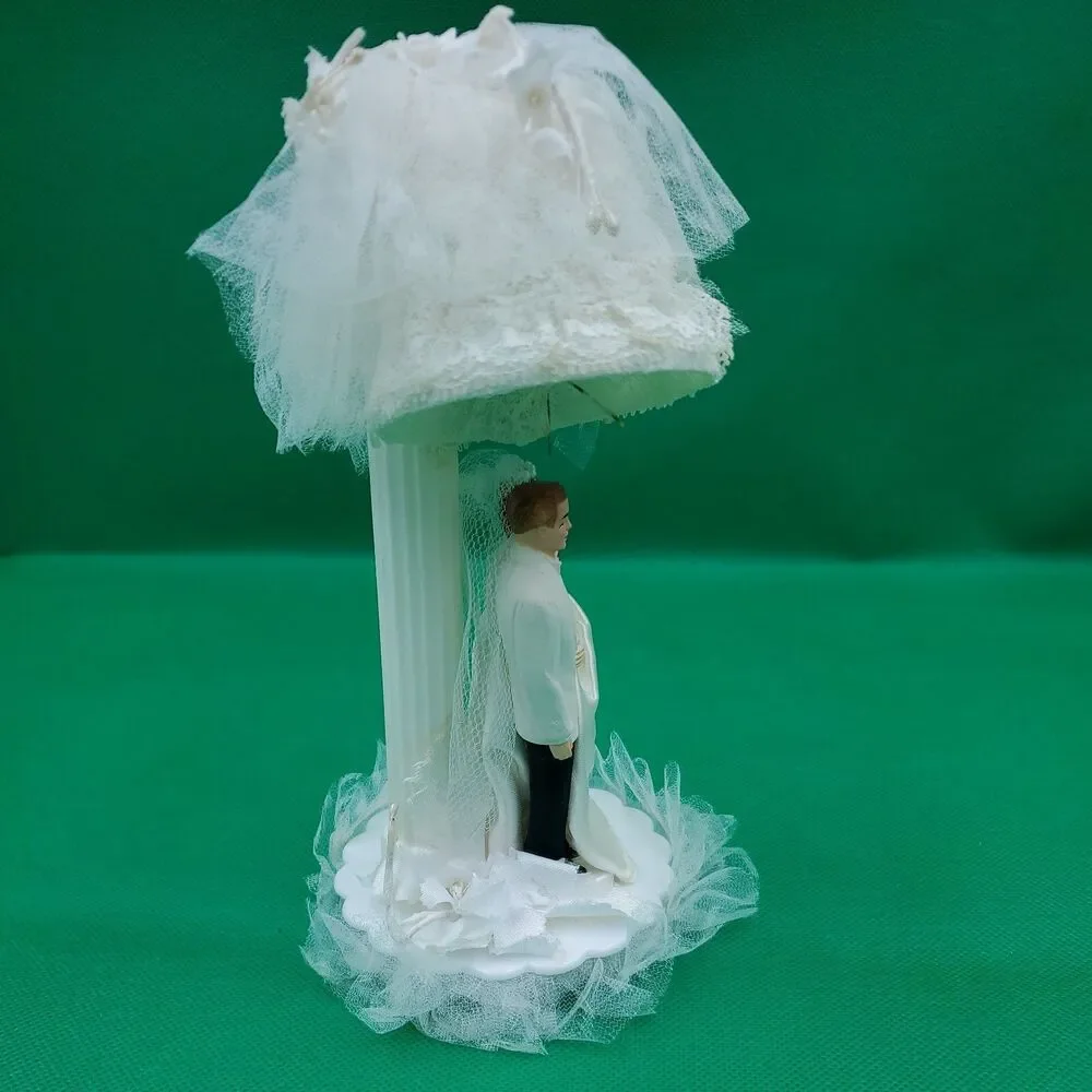 Vintage Wedding Cake Topper, Bride & Groom, Venice CA USA 1959 Coast Novelty Mfg